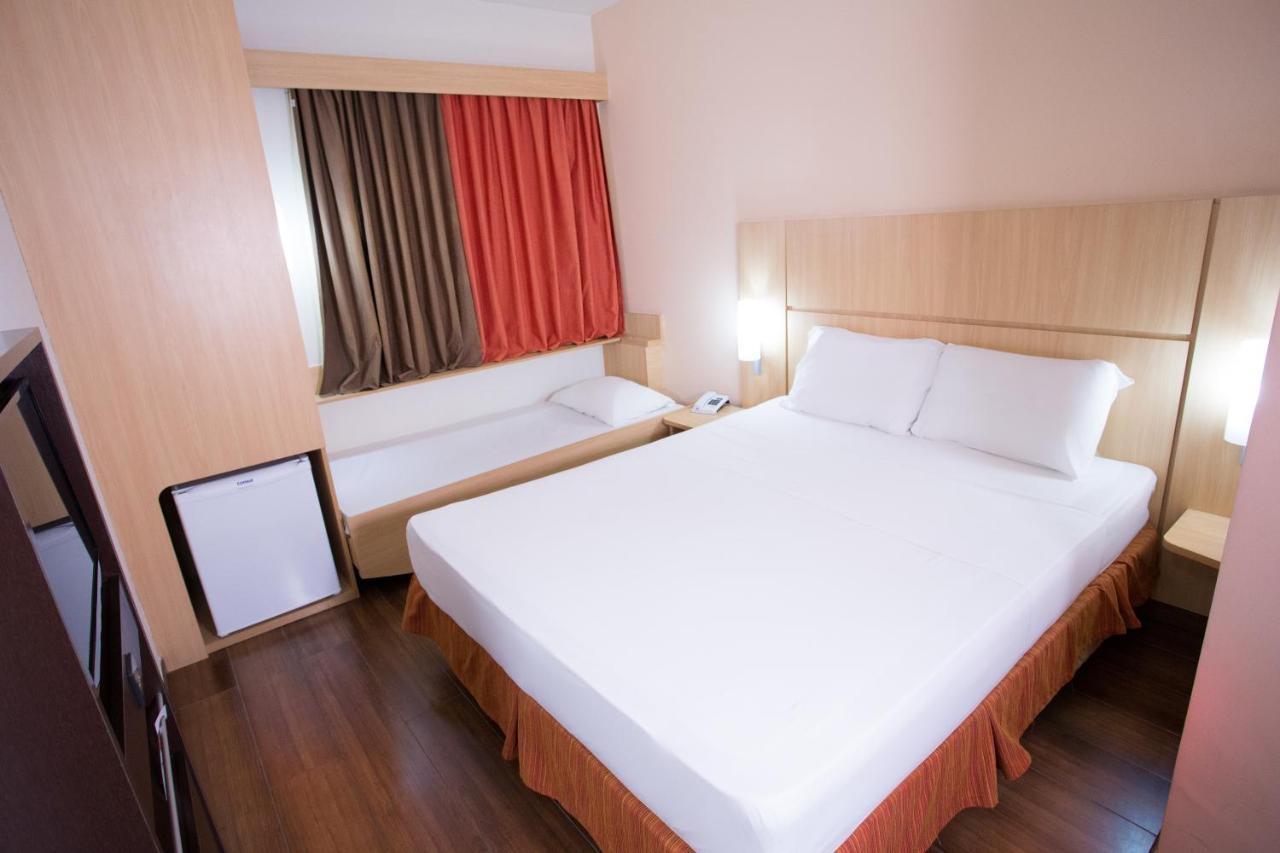 Hotel Ibis Feira De Santana Exterior foto